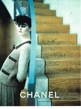 PUBLICITE ADVERTISING 094  1998  CHANEL haute couture  tailleur