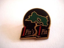 PINS RARE VINTAGE ARBRE PIN