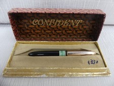 Stylo ancien "confident" dans