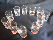 Lot de 11 verrines en verre