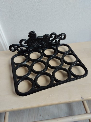 Porte oeufs fonte - poule, noir