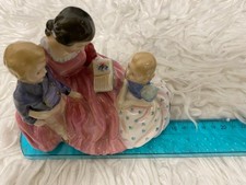 Royal Doulton Figurine “Bedtime Story” HN2057 – 1949 – Mother & Children 