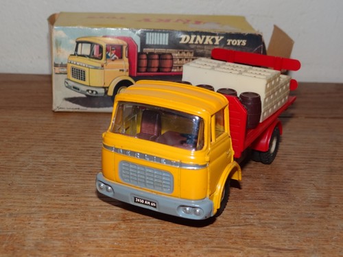 Très beau camion plateau - beau,