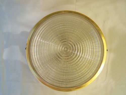 Ancien plafonnier dans gout - ancien,
