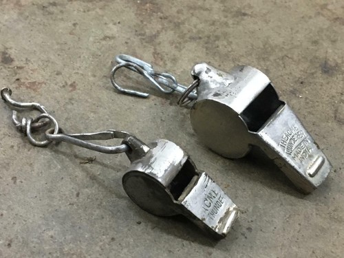 Sifflet métallique rare acme - métallique,
