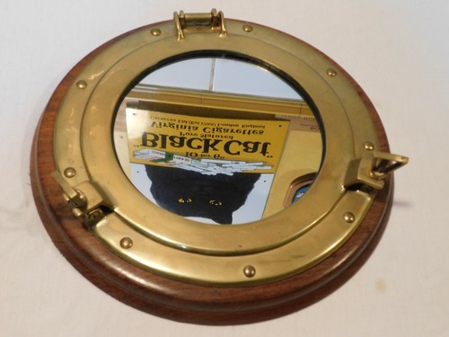 Joli hublot miroir sur support - hublot,