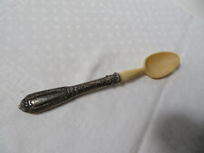 ancienne cuillère à bouillie