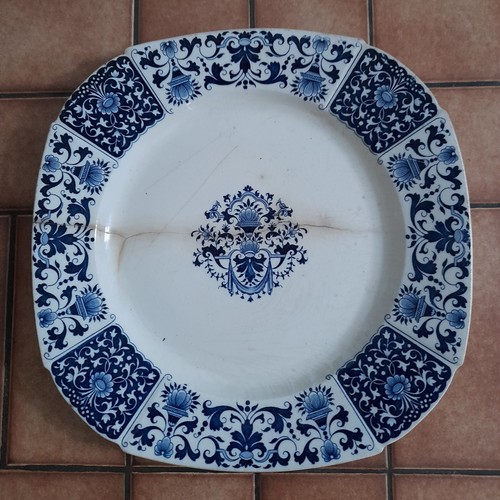 Ancien plat faïence de - plat, en