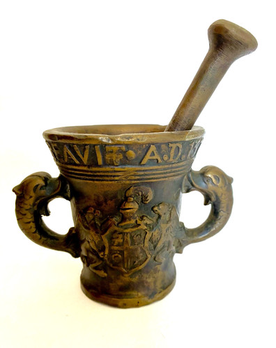 Ancien mortier bronze avec - en,