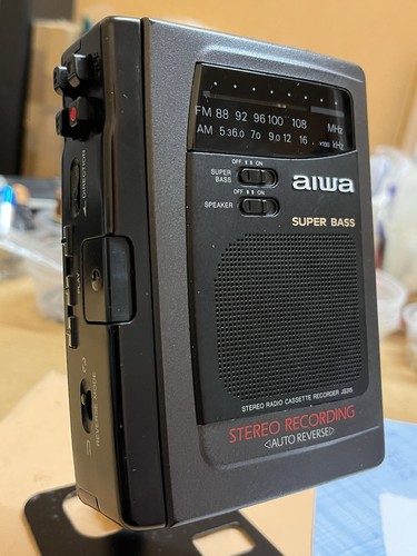 Aiwa portable radio cassette - aiwa,