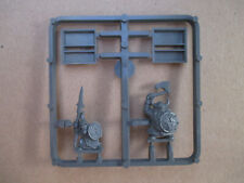 D21C37 GOBELIN DE LA NUIT + NAIN FIGURINE WARHAMMER FANTASY 2006 WHITE DWARF