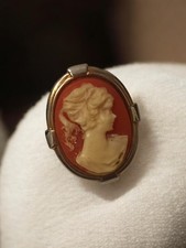 Broche camée vintage ancienne, bijou rétro pour collectionneur ou amateur d'art