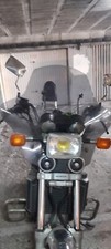 PARE BRISE AVANT VFC 750