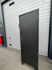 Armoire Métallique Industrielle Vintage Noire