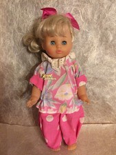 Très jolie Poupée Zapf