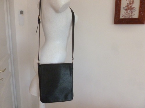 Elegant sac plat cuir - plat, epais
