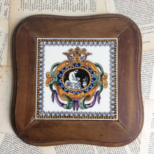 Gien ancien dessous plat - de, en
