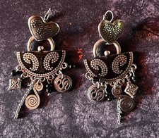 NEUVES SPLENDIDES BOUCLES