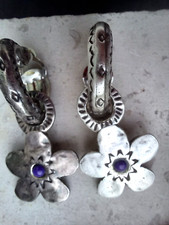Paire boucles oreilles - de, d'