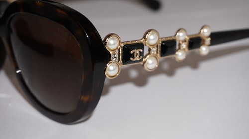 Chanel sunglasses new limited - chanel,
