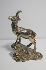 statuette de bouquetin hauteur