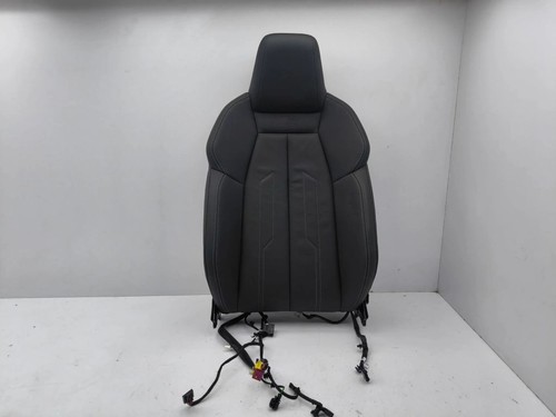 Audi 2023 essence gauche - audi,