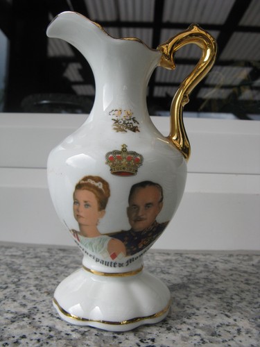 Vase anse principaute de - à,