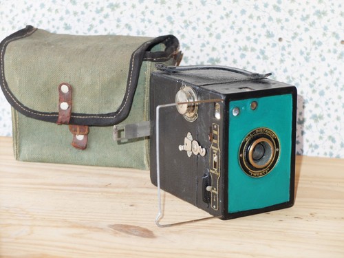 Appareil photo box ensign 1930 - box,