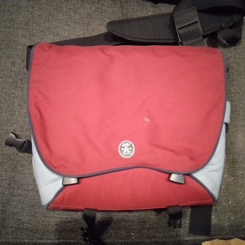 Crumpler large wack phone - crumpler, wack-o-phone