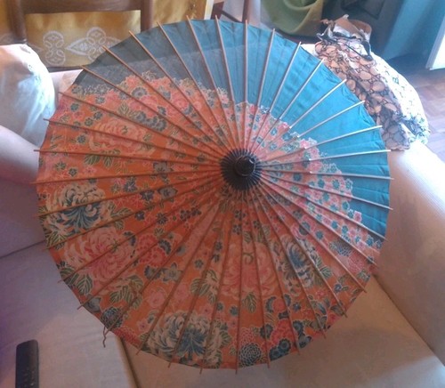 Ombrelle japonaise vintage - vintage, en