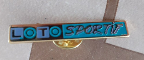 Pin loto sportif neuf - sportif,