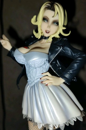 Figurine kotobukiya horror - kotobukiya,