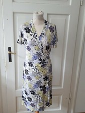Robe à volants jeune