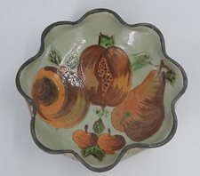 Coupe à fruits signée