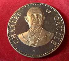 Médaille   Charles DE GAULLE  V  REPUBLIQUE