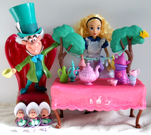 Disney alice doll tea - alice, party