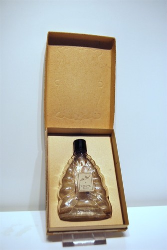 Bouteille parfum art deco - art,