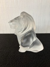 Lion modèle Bamara (recoupé pour presse papier) en cristal Lalique