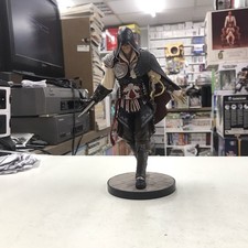ASSASSIN'S CREED II Statue