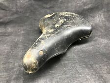 Ancienne selle de vélo en caoutchouc vulcanisé vieux cycle deux roues vintage
