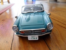 honda  S800  bleu metal 