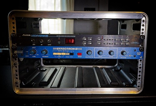 Alesis midiverb deltalab - alesis,