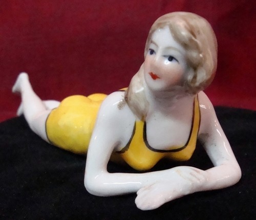 Figurine baigneuse pin - figurine, sexy