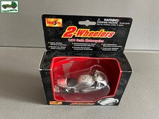 Moto miniature Triumph 955i Motos à Collectionner Maisto au 1/18