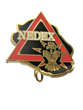 INSIGNE DU GENIE EOD /MINEX / NEDEX FAB. IMC (NUMEROTE) ETAT EXCELLENT