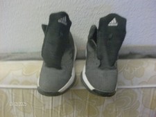 Paire de baskets - Adidas - T