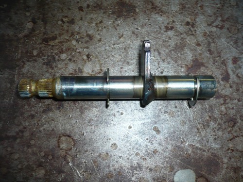 Axe selecteur vitesse - axe,