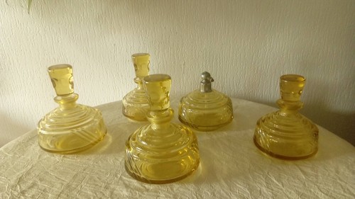 Ensemble toilette flacons - de,