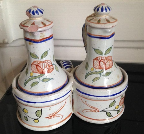 Huilier vinaigrier faience