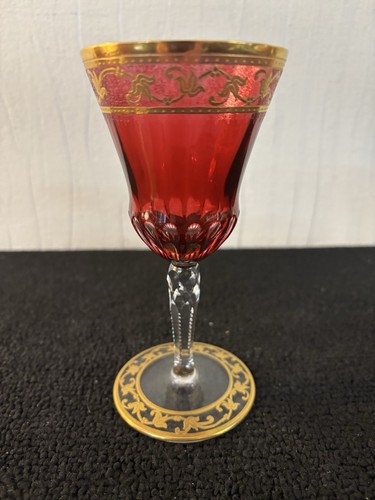 Verre vin blanc modèle - à,